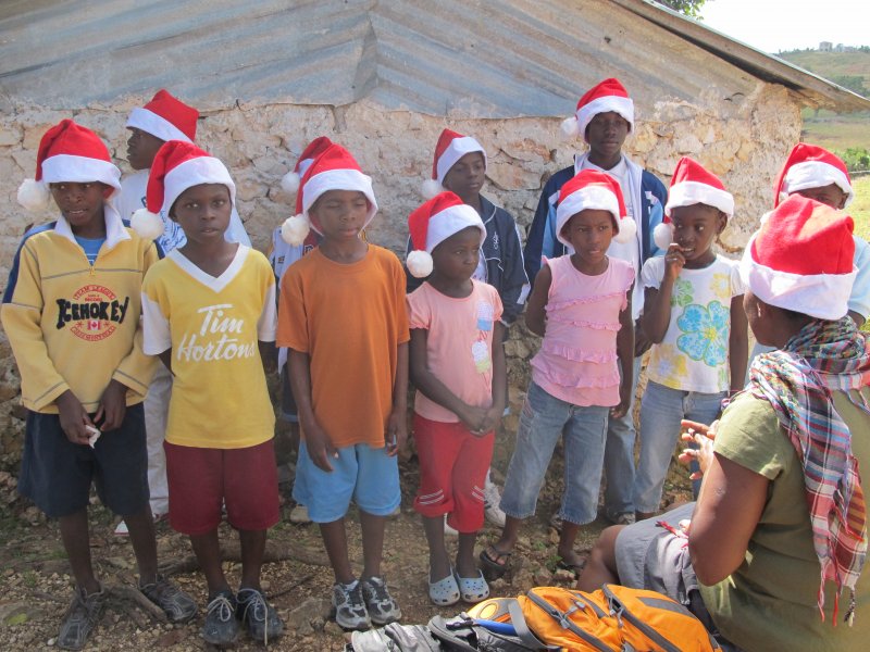 Yvrose\'s children sang Christmas carols for the people