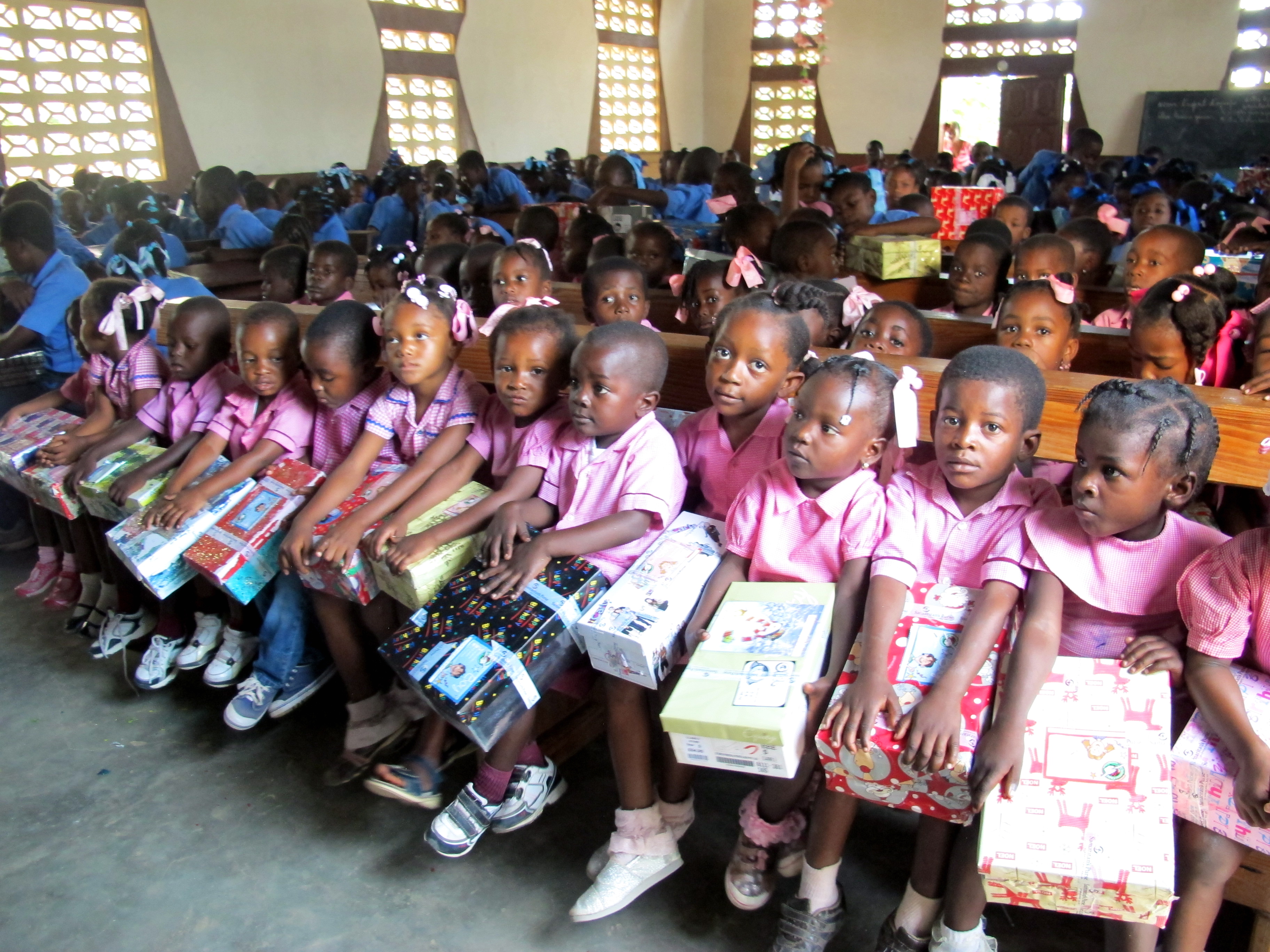 Operation Christmas Child distribution on Ile a Vache
