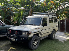 2010 Toyota troop carrier