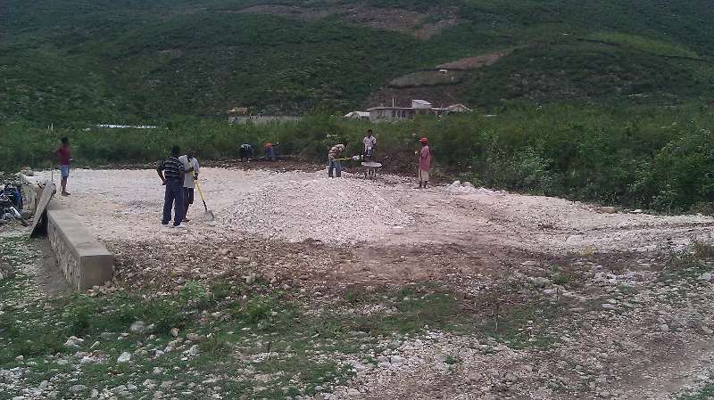 Starting to level  the work site on the first day (3)